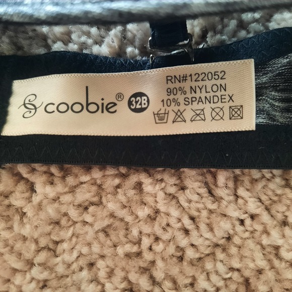 NWT Coobie 32 B Bra..  Padded Underwire, removable straps. - Picture 3 of 4
